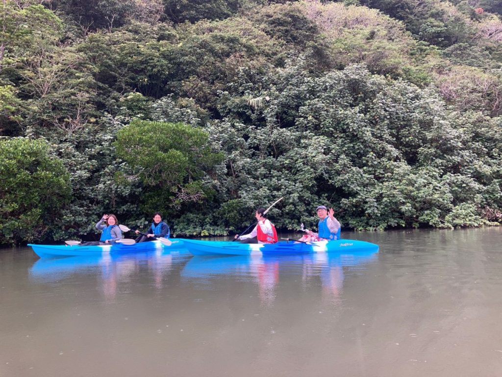 大浦川マングローブカヤックツアーのお客様 - No Image