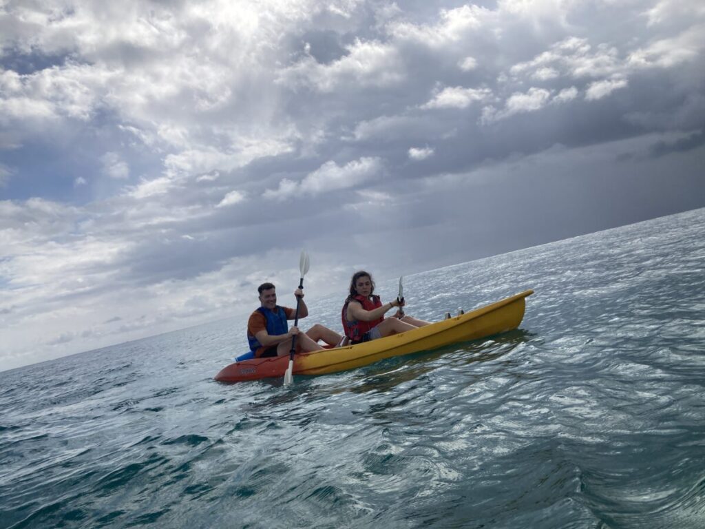 カヌチャリゾート/アンタッチビーチピクニックツアーのお客様 - No Image